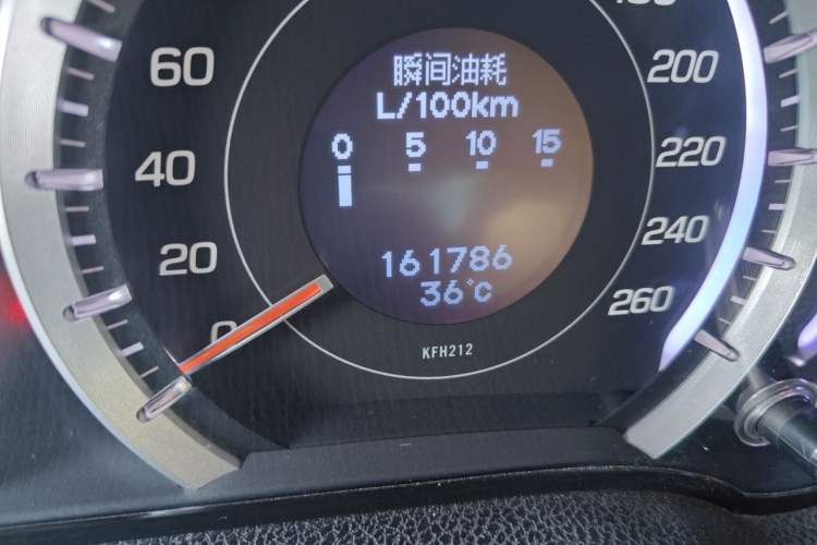 Used Honda Spirior 2009 2.4L Prestige Edition Odometer Close Up
