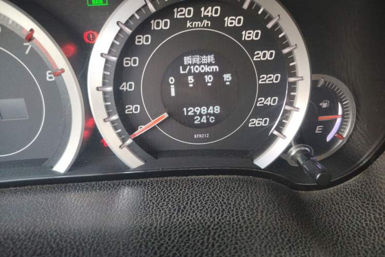 Used Honda Spirior 2009 2.4L Luxury Edition Odometer Close Up