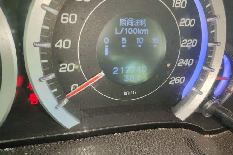 Used Honda Spirior 2009 2.4L Luxury Edition Odometer Close Up