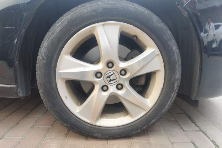 Used Honda Spirior 2009 2.4L Luxury Edition Right Front Wheel Hub