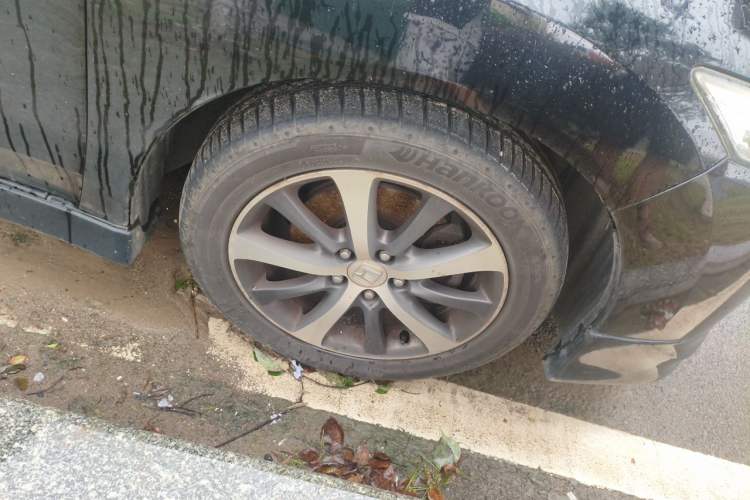 Used Honda Spirior 2009 2.4L TYPE-S Right Front Wheel Hub