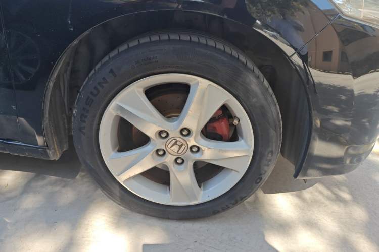 Used Honda Spirior 2009 2.4L Prestige Edition Right Front Wheel Hub