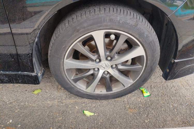 Used Honda Spirior 2009 2.4L TYPE-S Right Front Wheel Hub