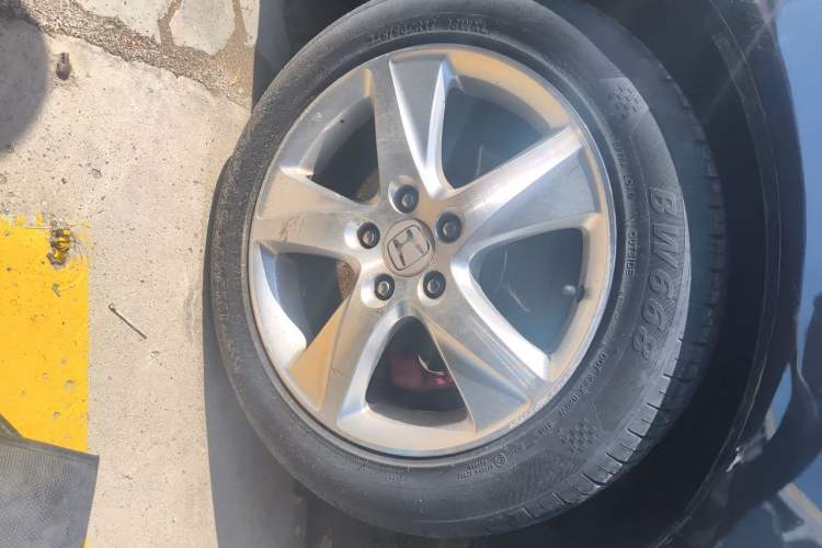 Used Honda Spirior 2009 2.4L Luxury Edition Right Front Wheel Hub