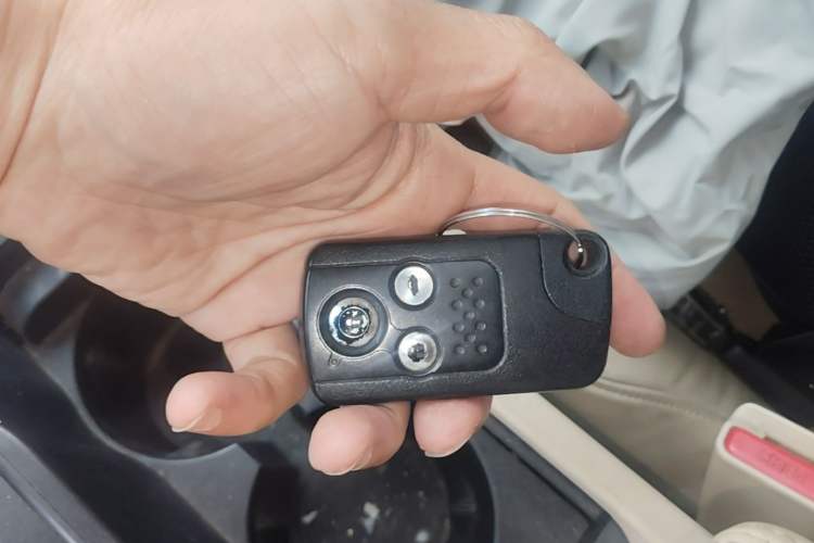 Used Honda Spirior 2009 2.4L Luxury Edition Vehicle Key