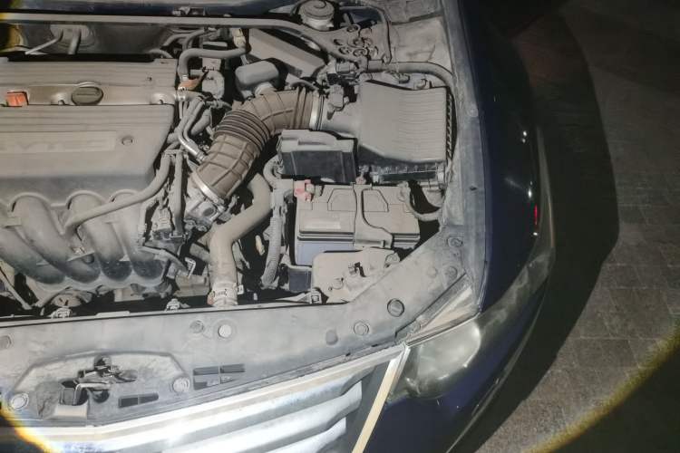 Used Honda Spirior 2009 2.4L TYPE-S Engine Bay Left