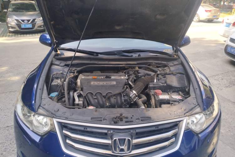 Used Honda Spirior 2009 2.4L TYPE-S Engine Bay