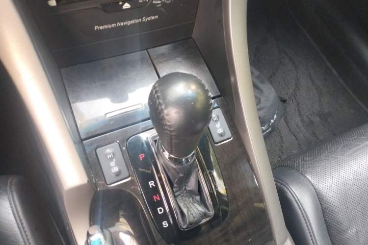 Used Honda Spirior 2009 2.4L TYPE-S Gear Lever