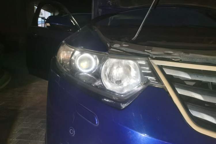 Used Honda Spirior 2009 2.4L TYPE-S Right Front Headlight
