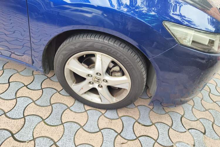 Used Honda Spirior 2009 2.4L Luxury Edition Right Front Wheel Hub