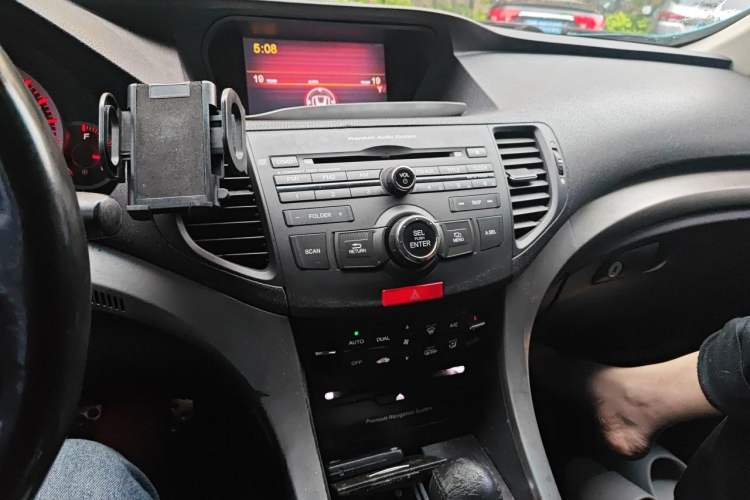Used Honda Spirior 2009 2.4L Prestige Navigation Edition Audio And AC Panel
