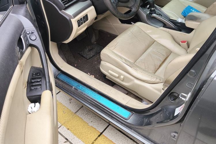 Used Honda Spirior 2009 2.4L Luxury Edition Driver Seat