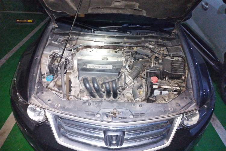 Used Honda Spirior 2009 2.4L Prestige Edition Engine Bay