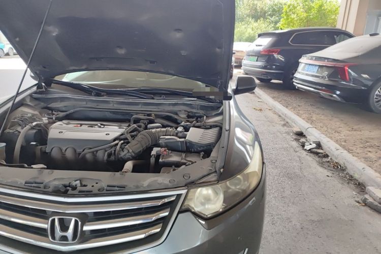 Used Honda Spirior 2009 2.4L Luxury Edition Engine Bay Left