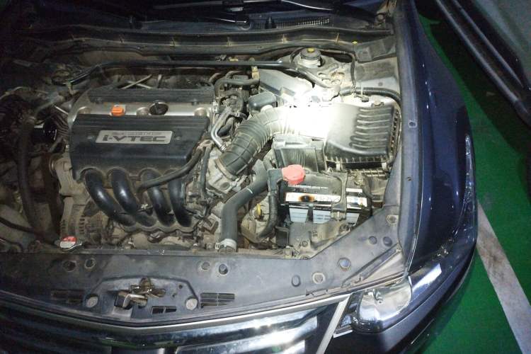 Used Honda Spirior 2009 2.4L Prestige Edition Engine Bay Left