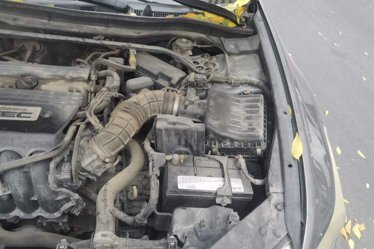 Used Honda Spirior 2009 2.4L TYPE-S Engine Bay Left
