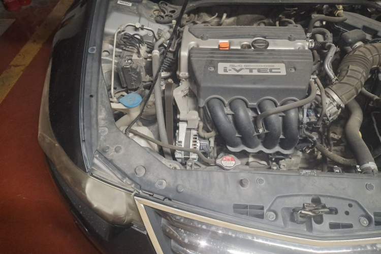 Used Honda Spirior 2009 2.4L TYPE-S Engine Bay Right