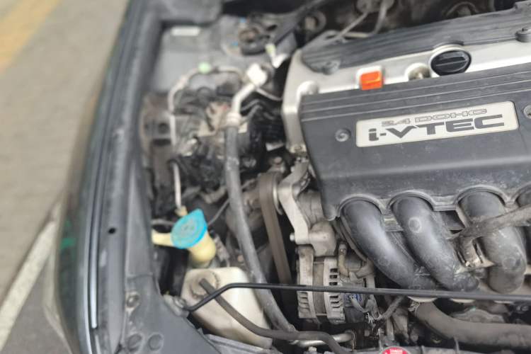 Used Honda Spirior 2009 2.4L Luxury Edition Engine Bay Right