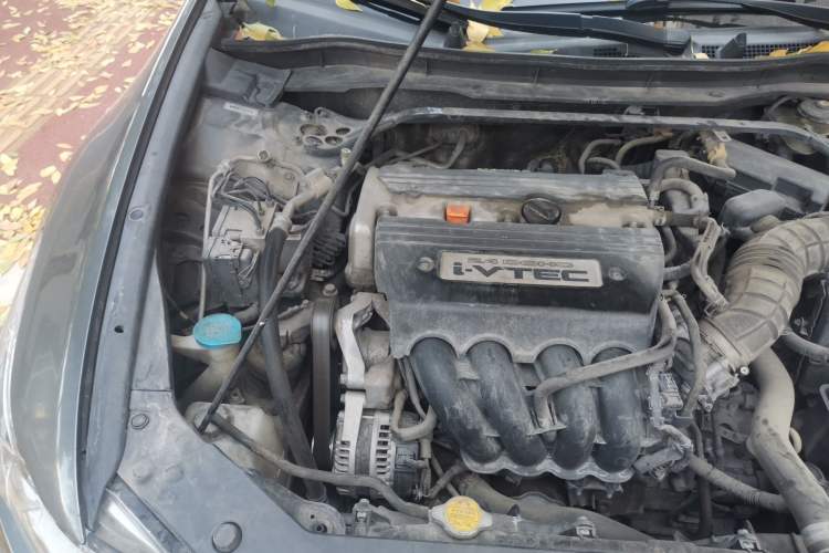 Used Honda Spirior 2009 2.4L TYPE-S Engine Bay Right