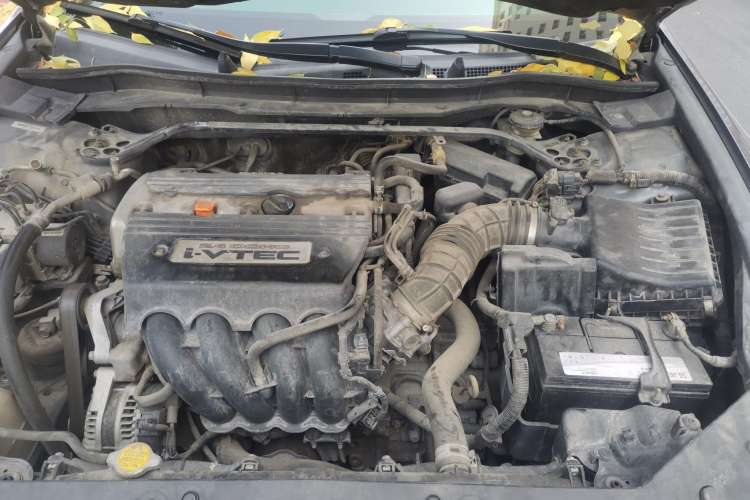 Used Honda Spirior 2009 2.4L TYPE-S Engine Bay