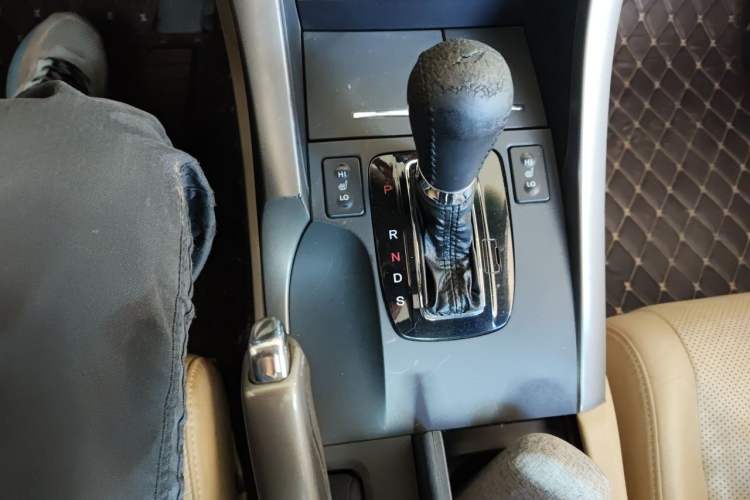 Used Honda Spirior 2009 2.4L Luxury Edition Gear Lever