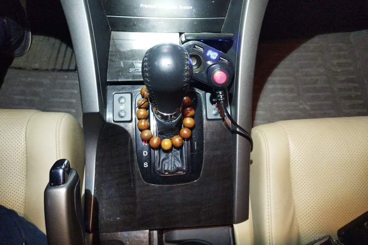 Used Honda Spirior 2009 2.4L Prestige Edition Gear Lever