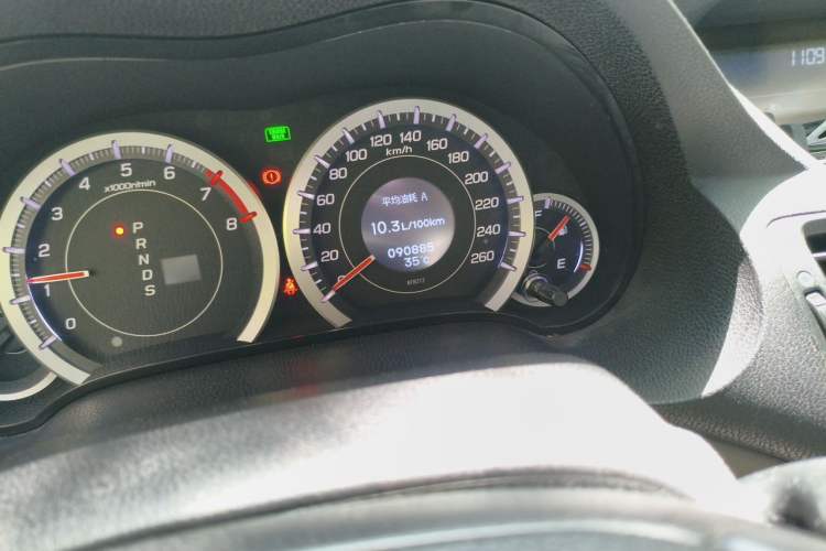 Used Honda Spirior 2009 2.4L Luxury Edition Odometer Close Up