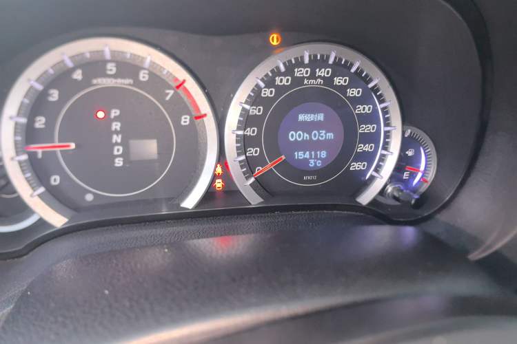 Used Honda Spirior 2009 2.4L Luxury Edition Odometer Close Up
