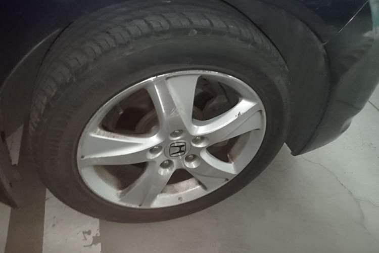 Used Honda Spirior 2009 2.4L Luxury Edition Right Front Wheel Hub
