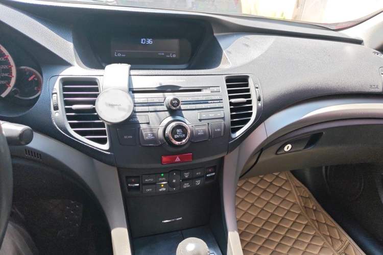 Used Honda Spirior 2009 2.4L TYPE-S Audio And AC Panel
