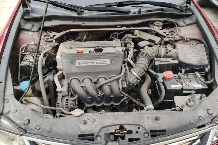 Used Honda Spirior 2009 2.4L TYPE-S Engine Bay