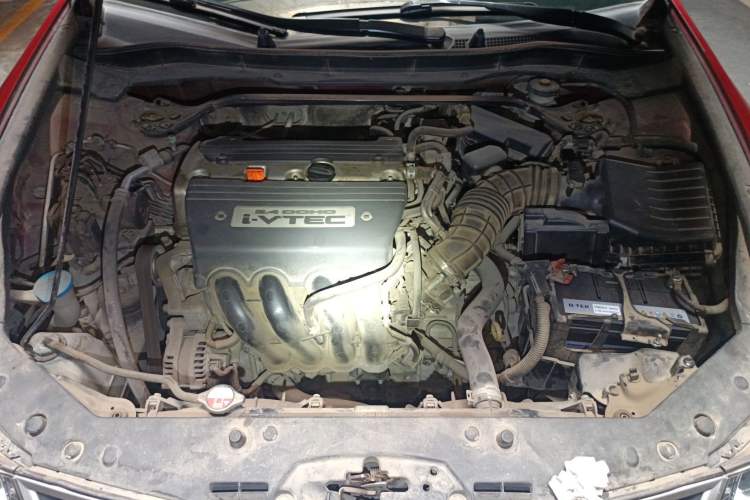 Used Honda Spirior 2009 2.4L TYPE-S Engine Bay