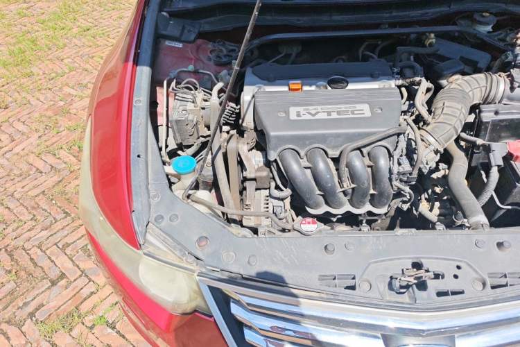 Used Honda Spirior 2009 2.4L TYPE-S Engine Bay Right