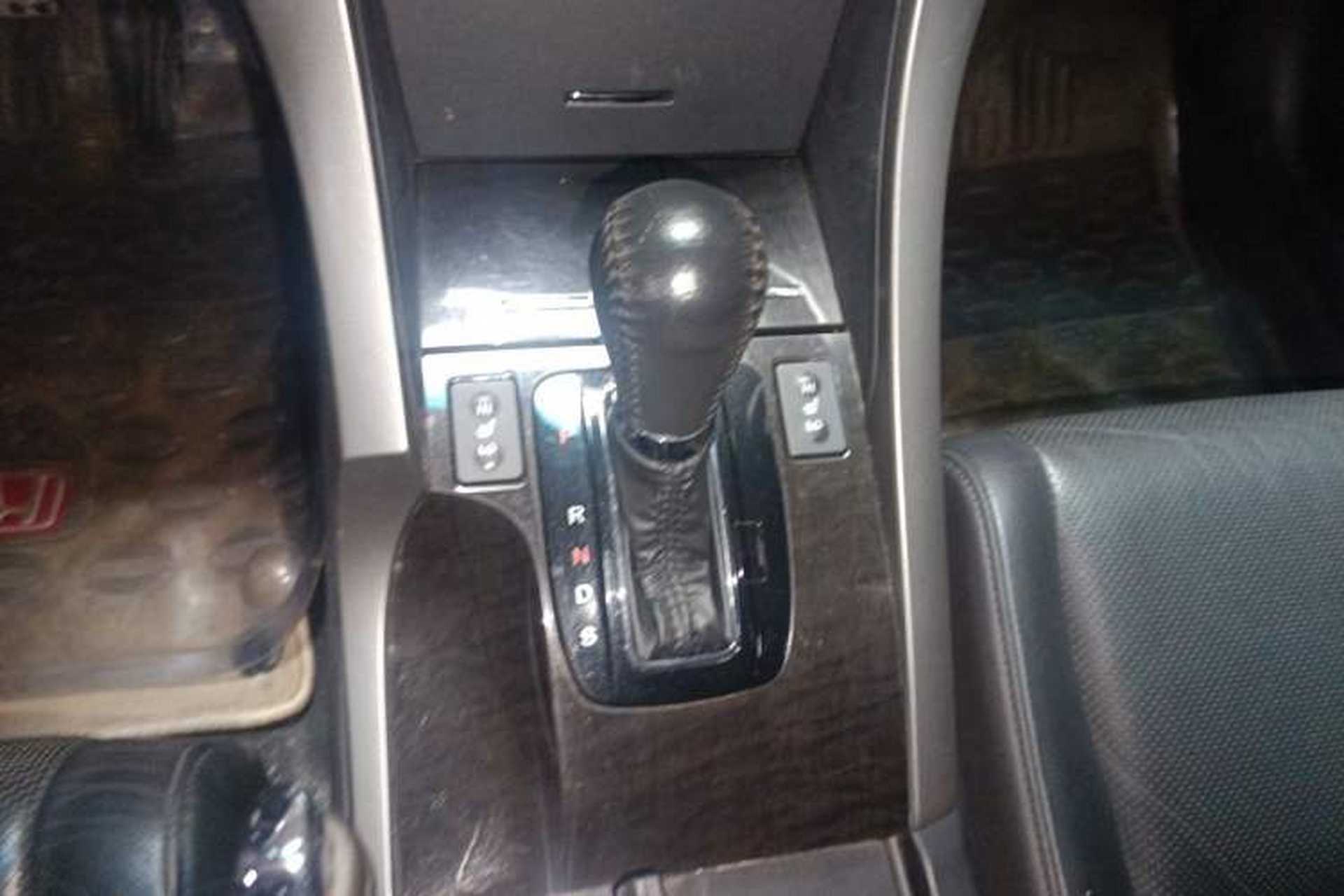 Used Honda Spirior 2009 2.4L TYPE-S Gear Lever