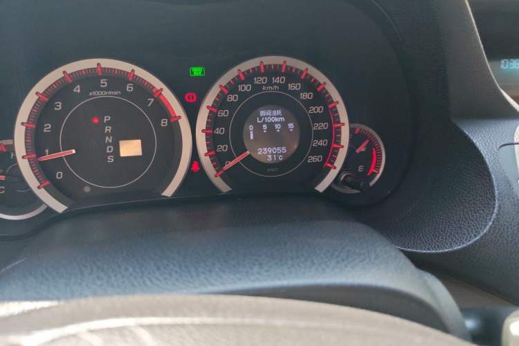 Used Honda Spirior 2009 2.4L TYPE-S Odometer Close Up