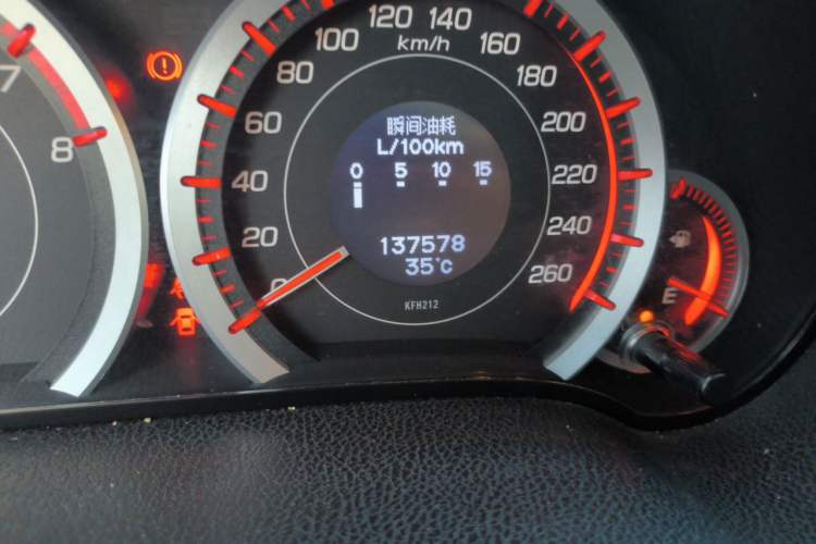 Used Honda Spirior 2009 2.4L TYPE-S Odometer Close Up