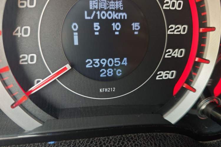 Used Honda Spirior 2009 2.4L TYPE-S Odometer Close Up