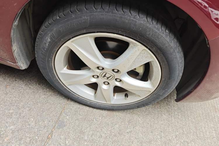 Used Honda Spirior 2009 2.4L Prestige Edition Right Front Wheel Hub