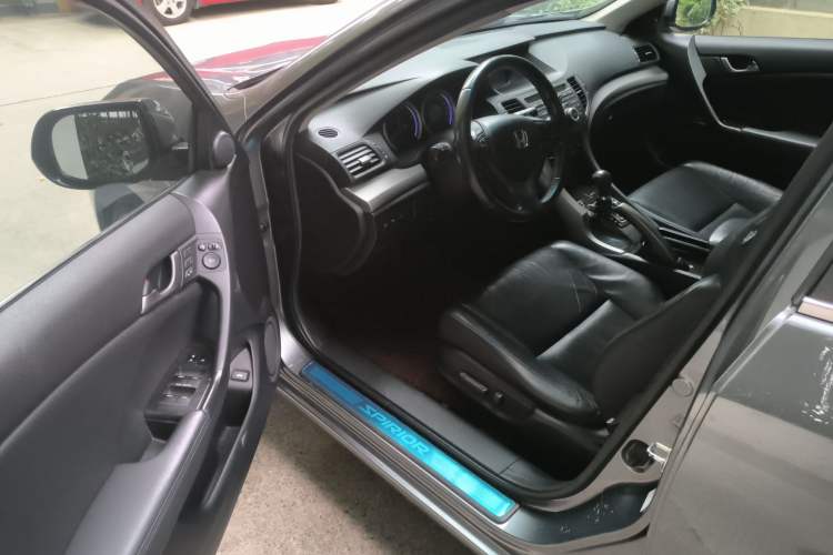 Used Honda Spirior 2009 2.4L Prestige Navigation Edition Driver Seat