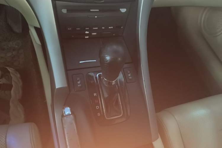 Used Honda Spirior 2009 2.4L Luxury Edition Gear Lever