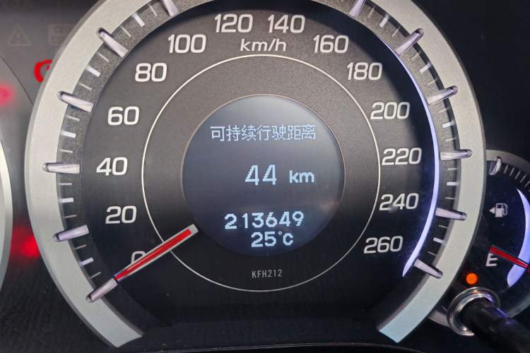 Used Honda Spirior 2009 2.4L Luxury Edition Odometer Close Up