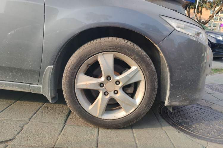 Used Honda Spirior 2009 2.4L Luxury Edition Right Front Wheel Hub