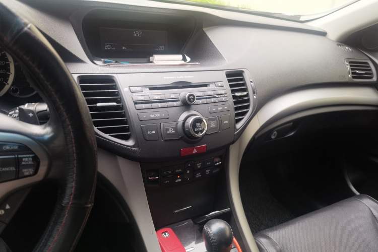 Used Honda Spirior 2009 2.4L Prestige Edition Audio And AC Panel