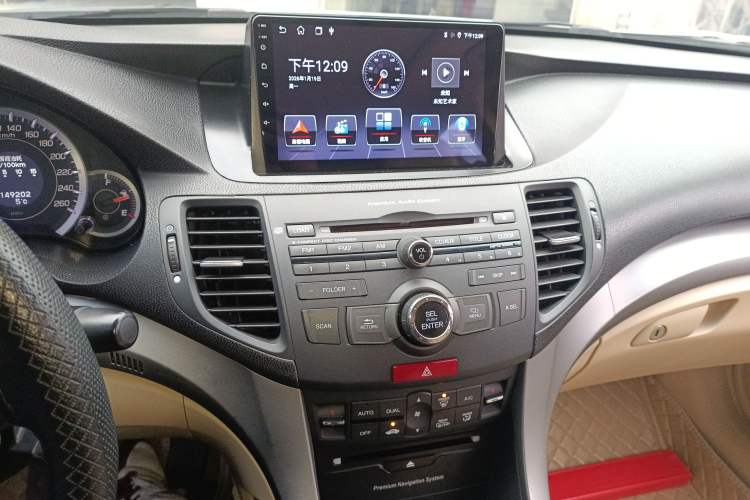 Used Honda Spirior 2009 2.4L Luxury Edition Audio And AC Panel