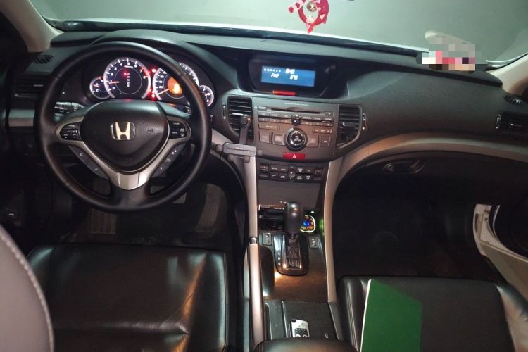 Used Honda Spirior 2009 2.4L Prestige Edition Center Console