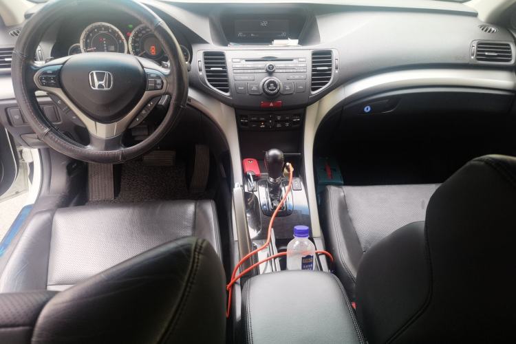 Used Honda Spirior 2009 2.4L Prestige Edition Center Console