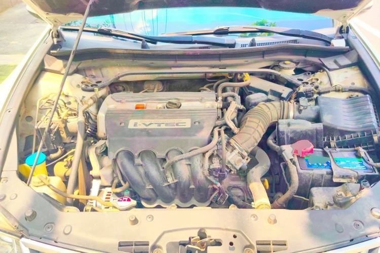 Used Honda Spirior 2009 2.4L Luxury Edition Engine Bay