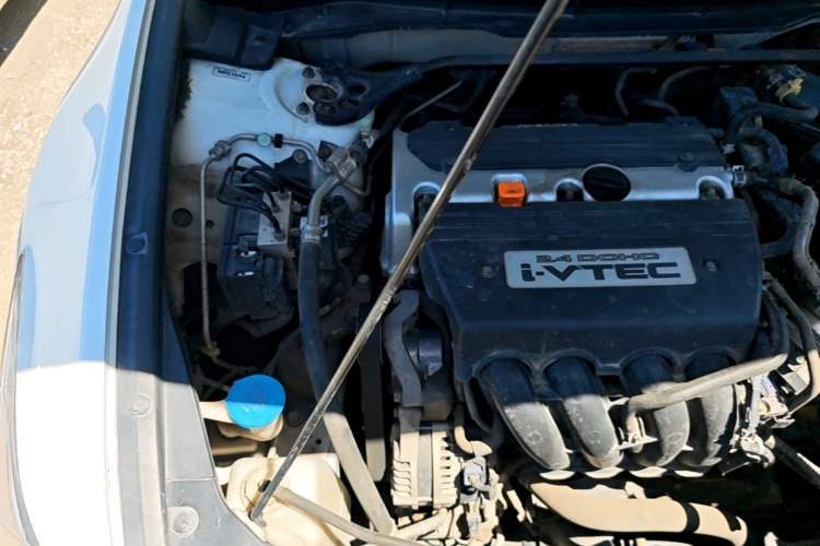 Used Honda Spirior 2009 2.4L Luxury Edition Engine Bay Right