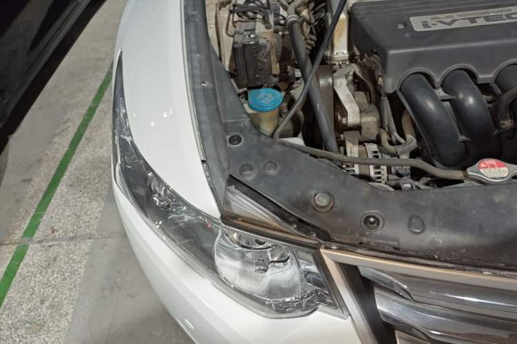 Used Honda Spirior 2009 2.4L Luxury Edition Engine Bay Right