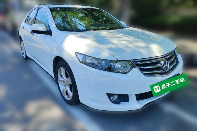 Used Honda Spirior 2009 2.4L Luxury Edition Front Right 45 Deg